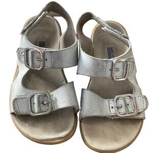 Little girls or toddler silver Merrill buckle sandals size 5.5